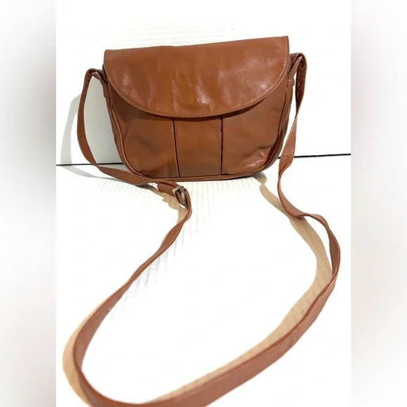Chic Brown Leather Crossbody Bag - Picture 1 of 8